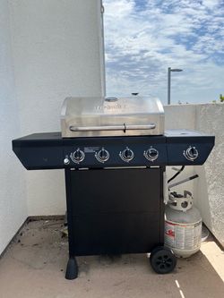 4-Burner Propane Gas Grill bbq grill