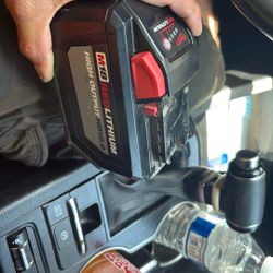 12.0 Milwaukee Battery 