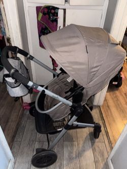 Even Flo Stroller