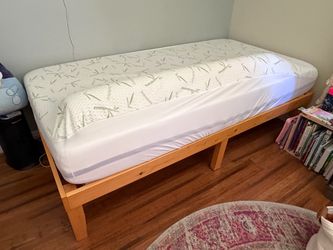Wood Platform Bedfram