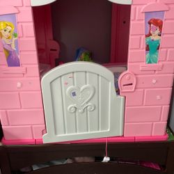 Princess houseplay