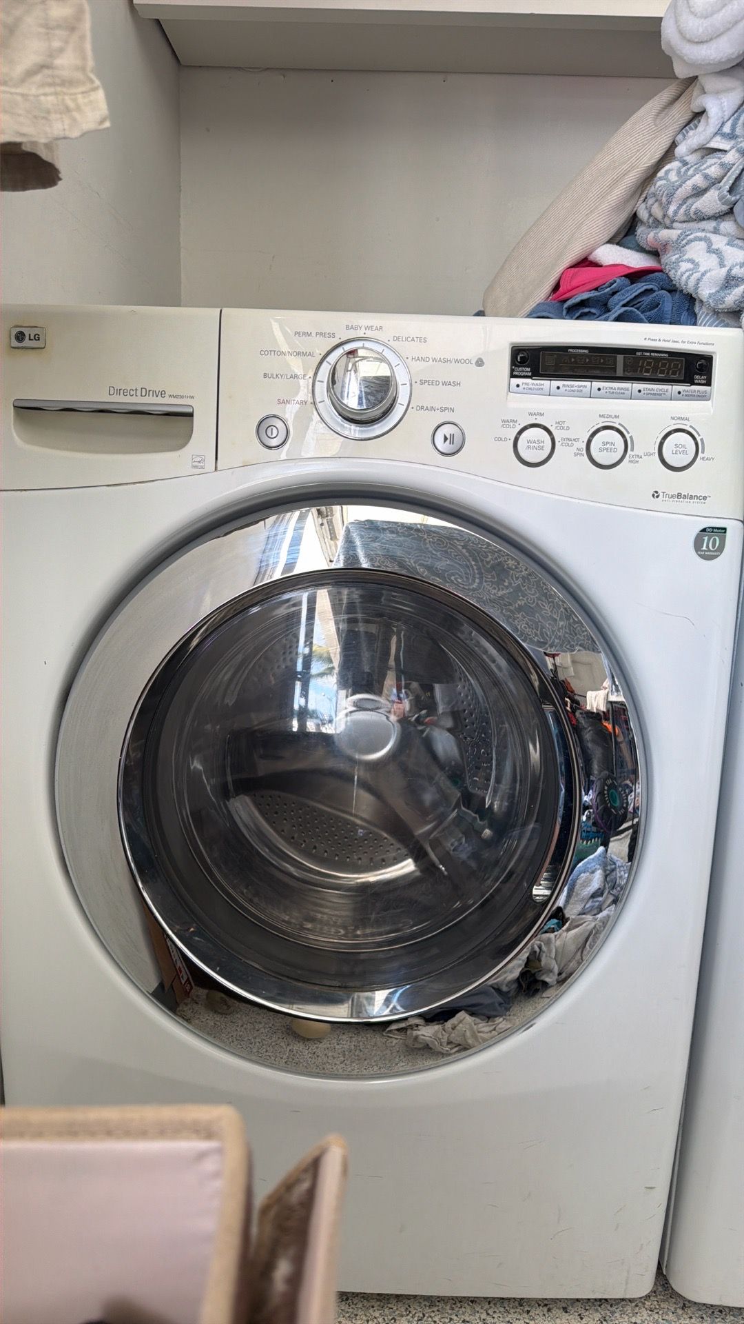 LG Fully Automatic Front Loading washing machine