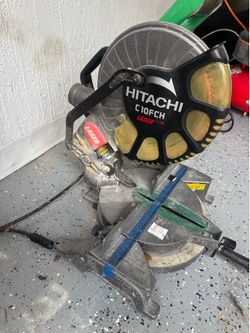 Hitachi C10FCH 10-inch compound miter saw with laser.
