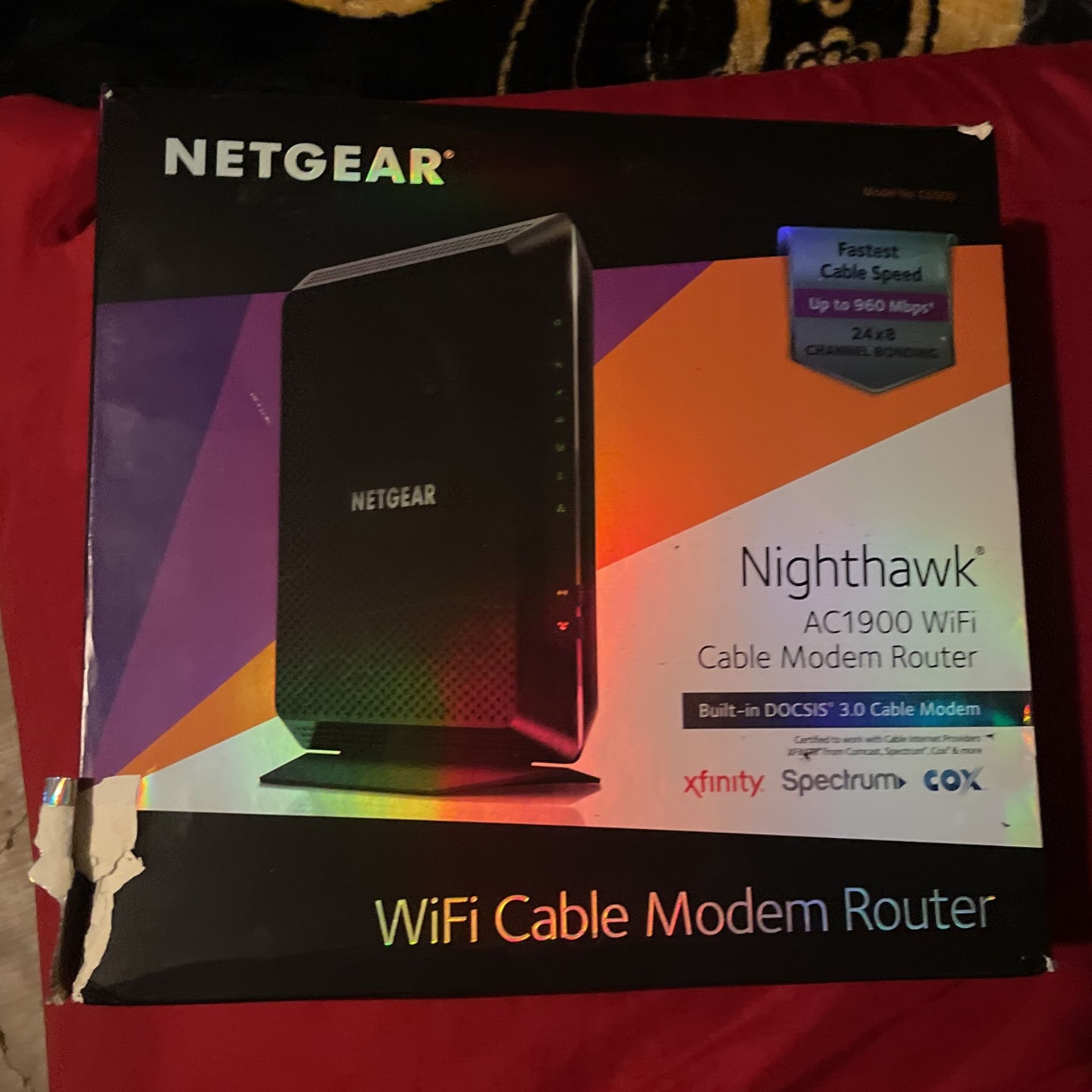 Nighthawk AC1900 router