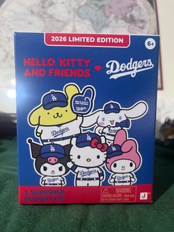 Hello Kitty Dodgers SGA Mystery box keychain Unopen 8/12/26