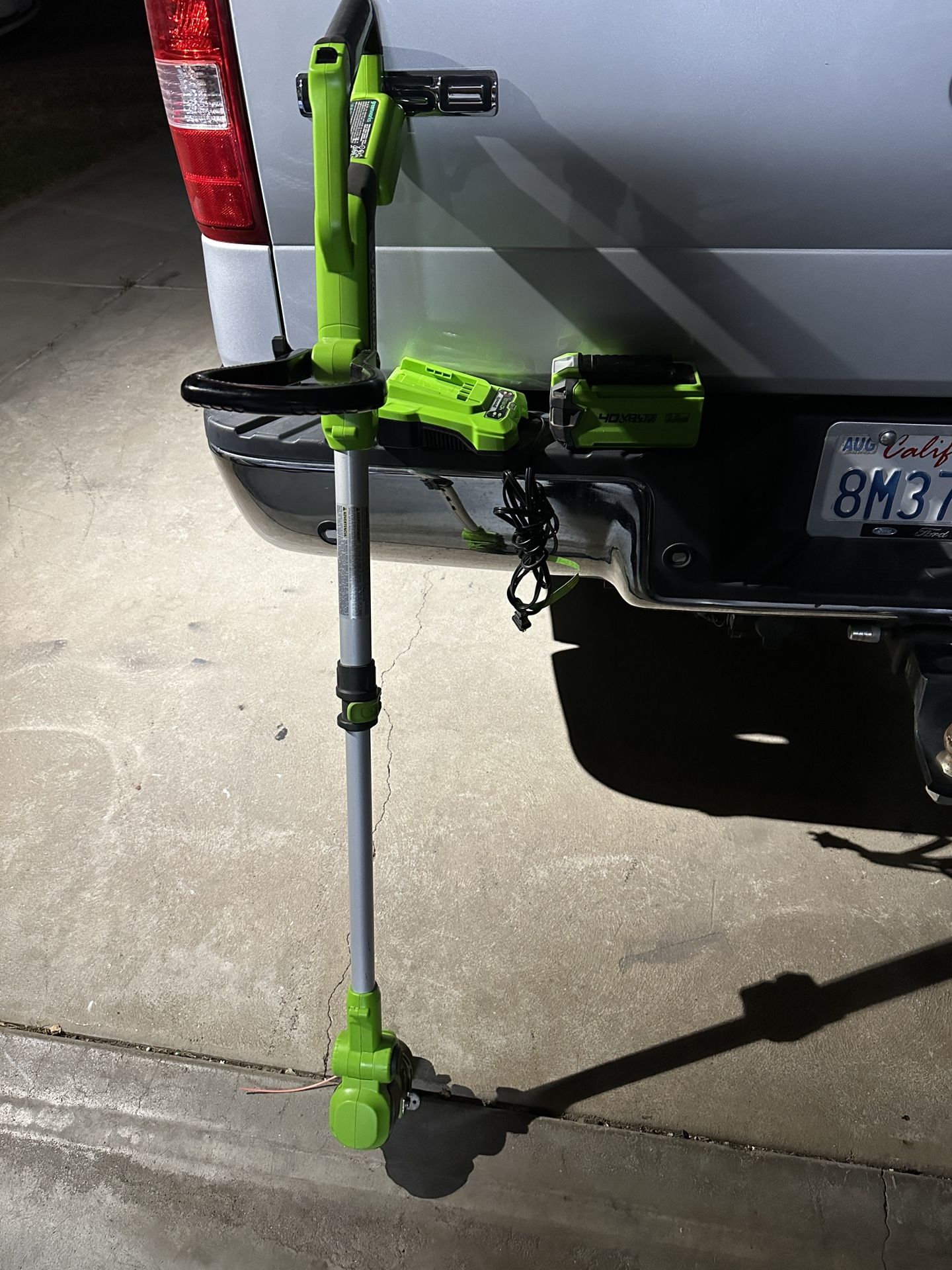 Green works 40V battery and charger