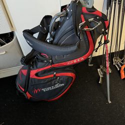 Brand New Golf Stand Bag With Cooler Pocket 