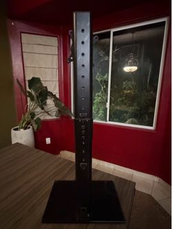 Monitor or TV stand