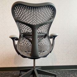 Herman Miller Mirra 2 Fully Loaded Office Chair With Triflex Polymer Back In Light Grey