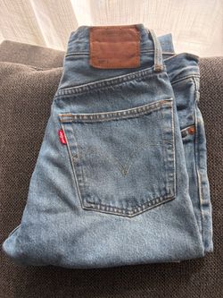 Levi’s jeans women’s