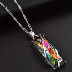 Colorful Fashion Pendant/Necklace