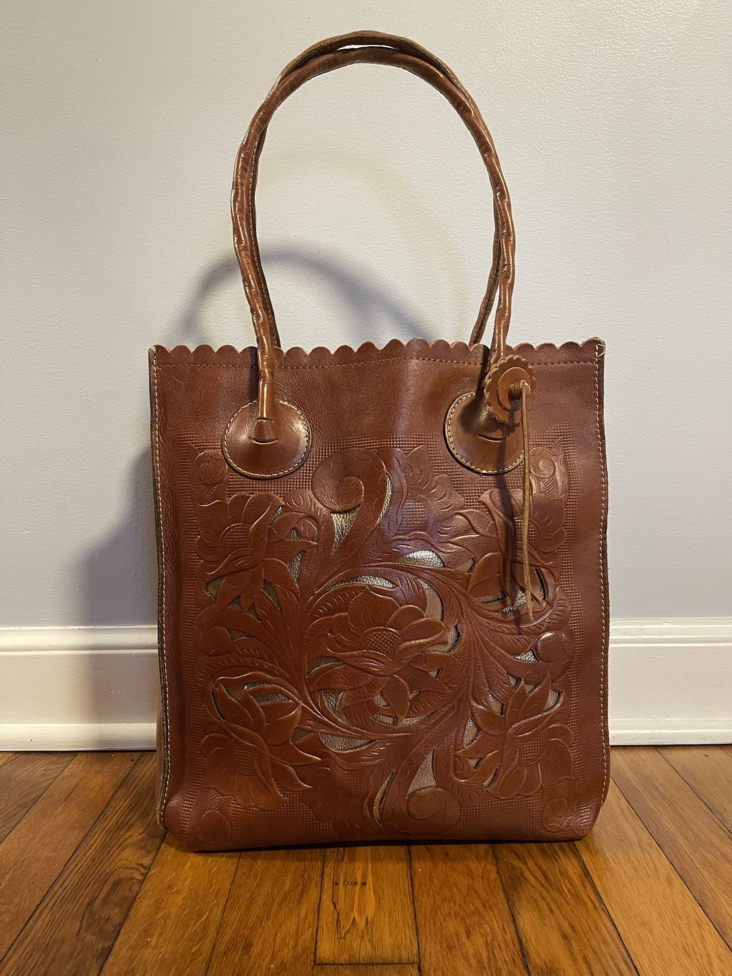 Beautiful Patricia Nash Perforated Leather Tote