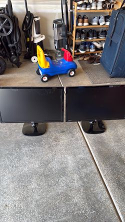 2 LG monitors w/ power and HDMI cables - works great