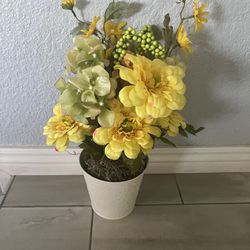 Artificial Flower Arrangement - New