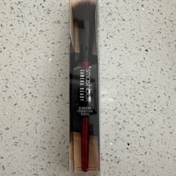 Brand new Smashbox blurring foundation brush