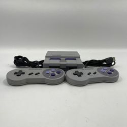 Super Nintendo NES Control Deck Video Game Console CLV-201 Gray