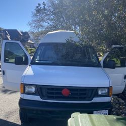 2007 Ford Camper Van 