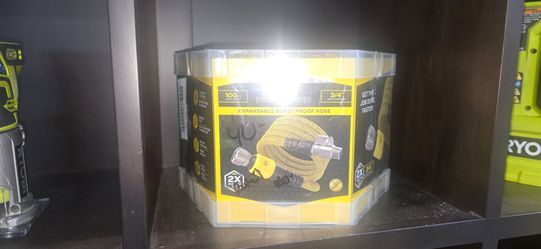 NEW 100ft expandable hose retails for 99 just want 40$