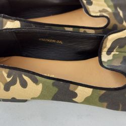 Flats Shoes Size 9. New   $7 Pick Up Only Bonanza and Lamb 