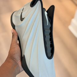 Nike GT FUTURE SIZE 12 ONLY