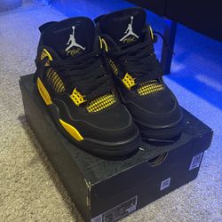 Jordan 4 Yellow Thunder