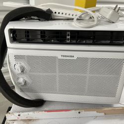 Toshiba Window AC- 5000 BTU