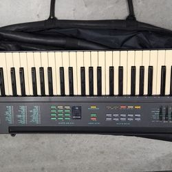 Yamaha Keyboard