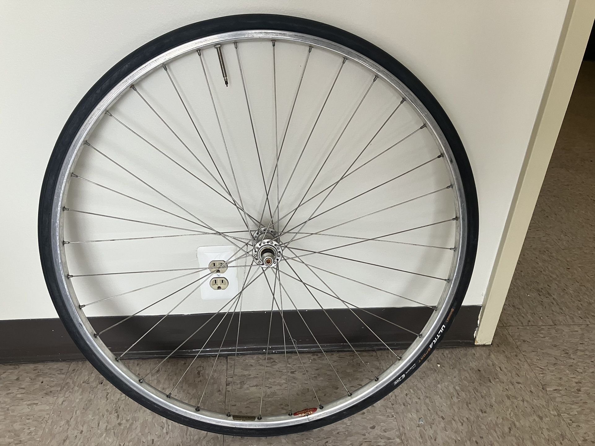 700c Road Bike Front Wheel + Continental Tire 