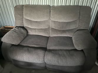 Tulen Manual Reclining Loveseat