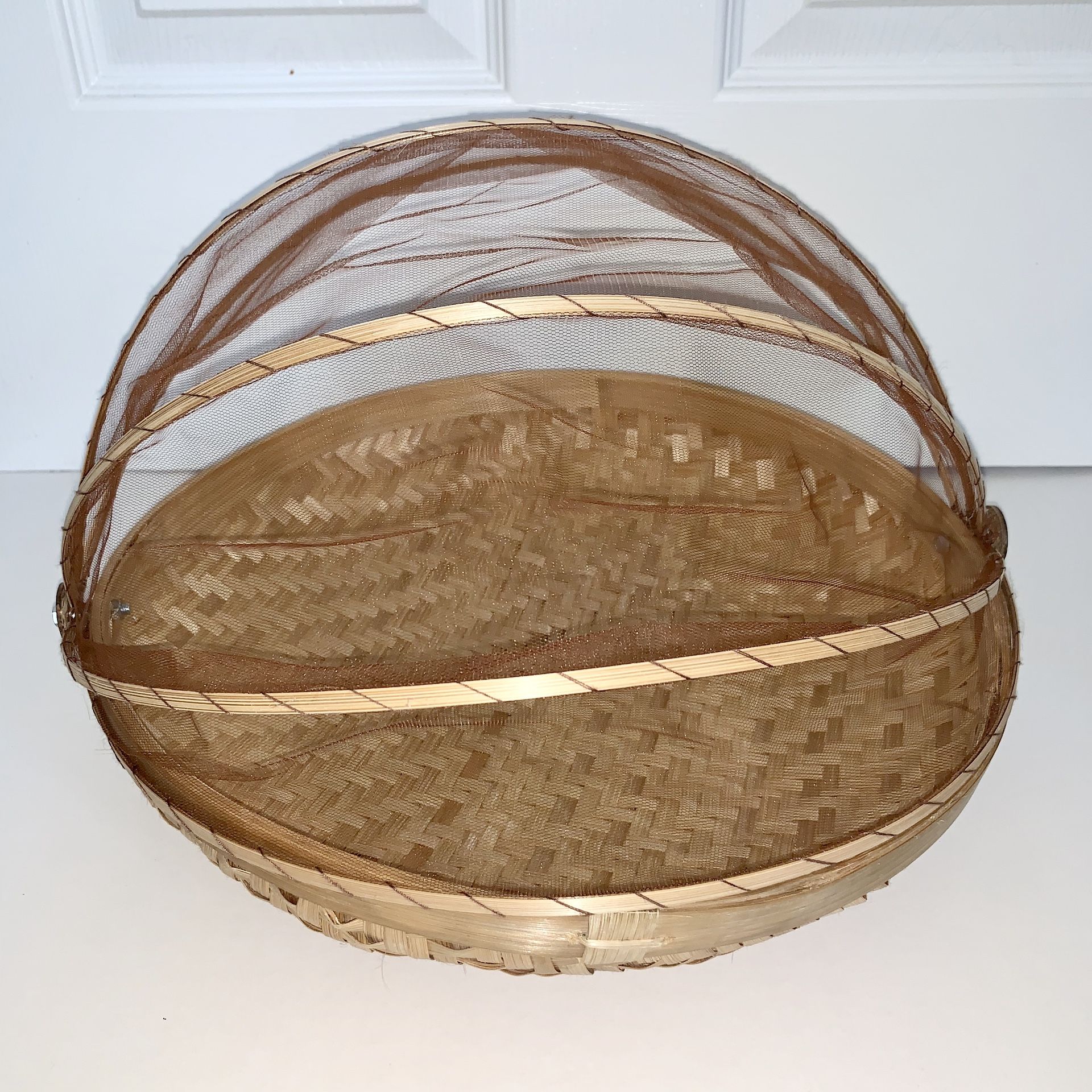 3 PC Bamboo Tent Basket Hand-Woven Tray Serving Food Picnic Screen Net Cover.