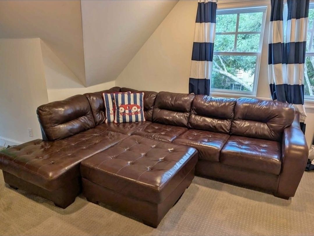 Sectional Couch 
