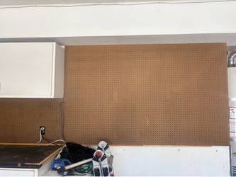 Peg board