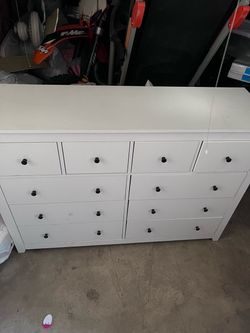 Dresser, white