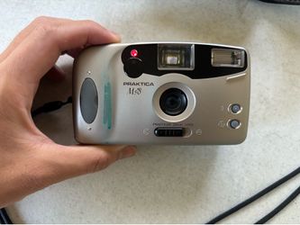 Praktica M50 AF 35mm Film Camera - Powers On But Untested