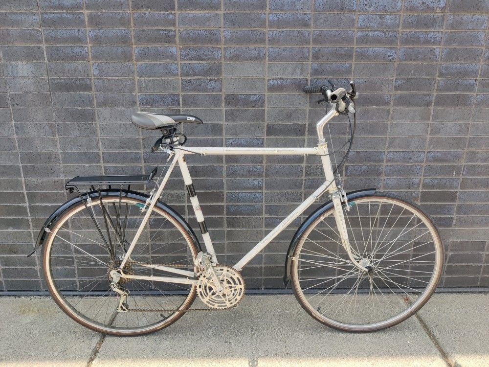 Motobecane 700c 28" 12-Speed Commuter / Road Bike Hybrid - Diamondback Comfort Seat - NEW Rack - Tuned! - XL 24" Frame (MSRP $520)