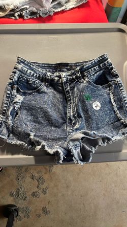 Woman’s Shorts - Size And Price In Each Picture