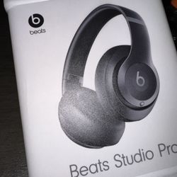 Beats Studio Pro 