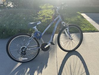 Schwinn Women's Bike