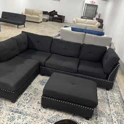 Black Sectional Couch With Ottoman 10/10 ⚠️🛻FREE DELIVERY⚠️🛻