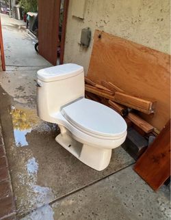 Kohler 1-piece toilet