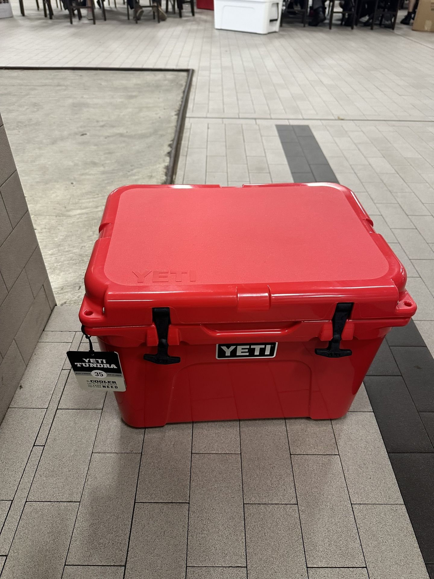 Red Yeti Cooler 35 