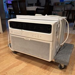 Toshibas Window AC 10000 BTU