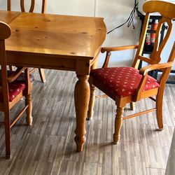 Wooden Antique Dining Table And Chairs