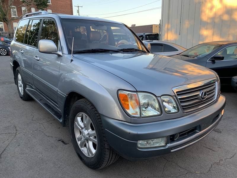 2003 Lexus LX 470