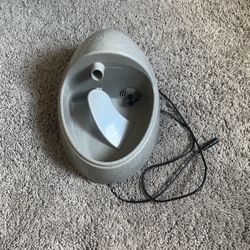Cat Water Fountain