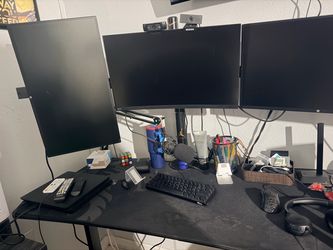 Gaming PC and ps4