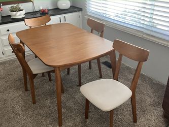 Casual dining set
