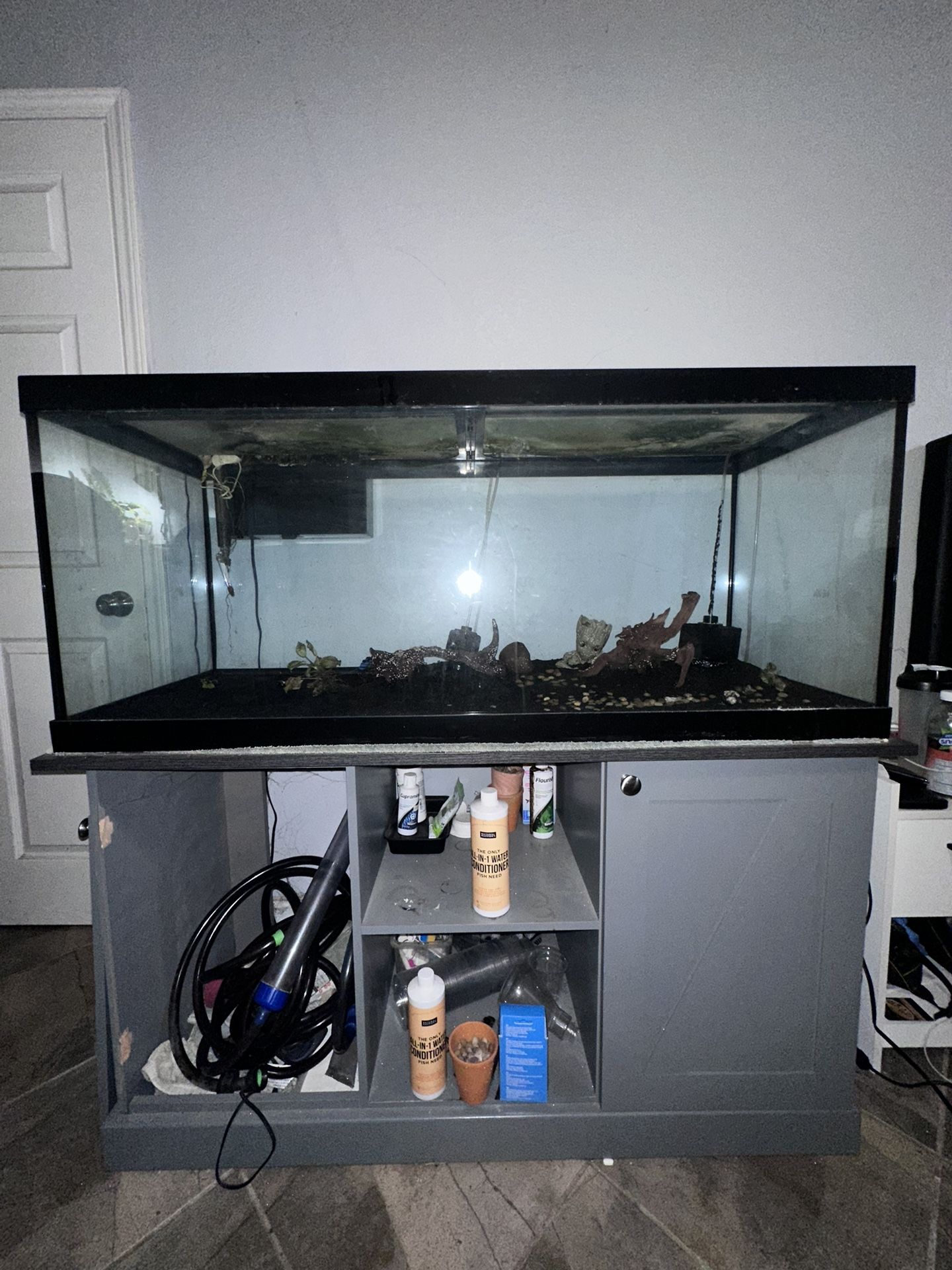 75 Gallon Aquarium With Stand For Sale
