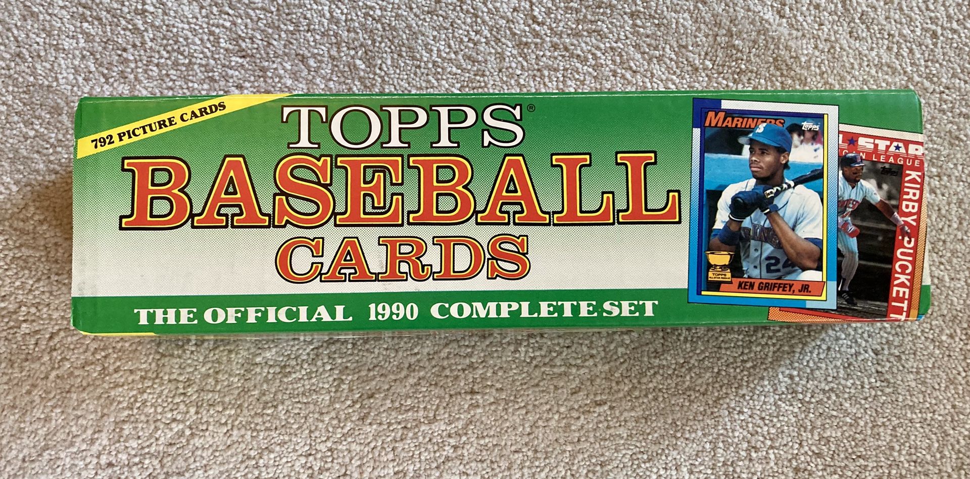1990 Topps Baseball Cards Complete Set.