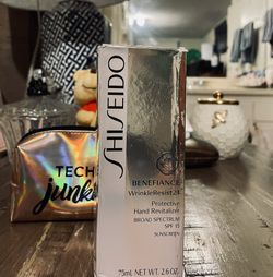 Shiseido Benefiance Wrinkleresist24 Protective Hand Revitalizer SPF15 2.6oz 